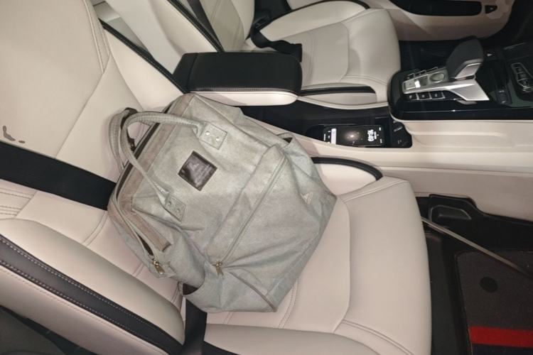Used BYD Yuan Pro 2021 401 km Luxury Version Right Front Seat