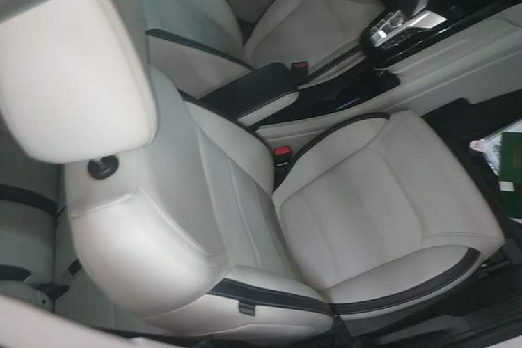 Used BYD Yuan Pro 2021 401 km Deluxe Version Right Front Seat