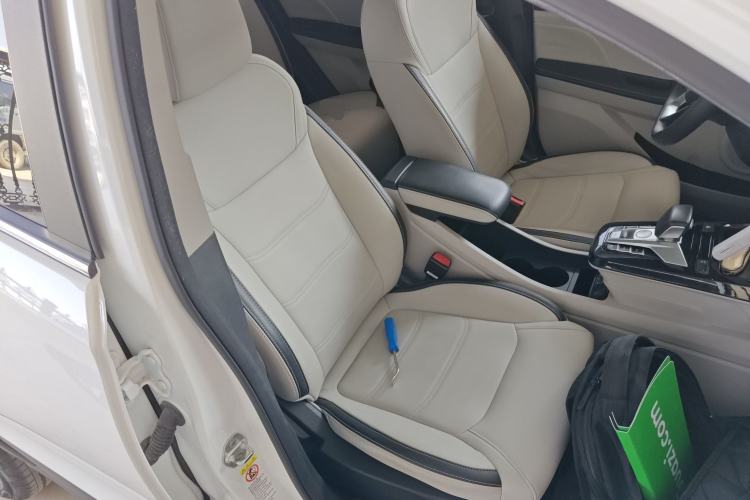 Used BYD Yuan Pro 2021 401 km Deluxe Version Right Front Seat