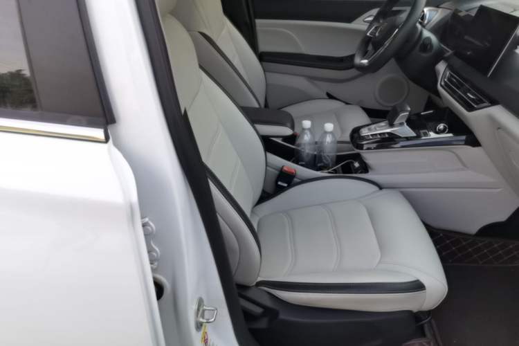 Used BYD Yuan Pro 2021 401 km Deluxe Version Right Front Seat