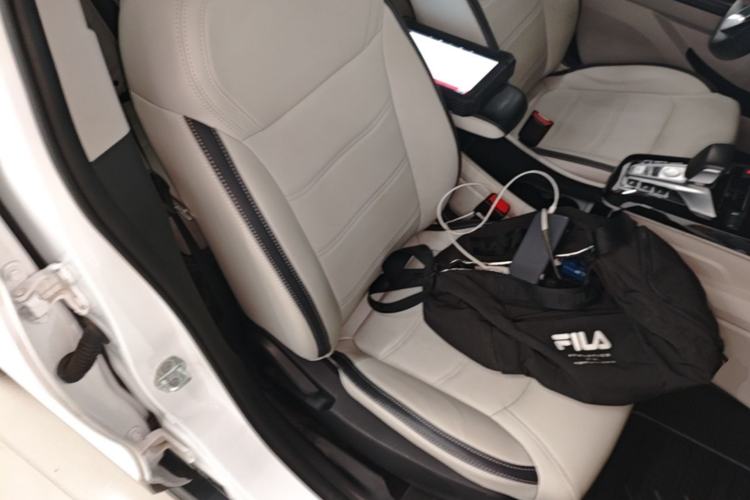 Used BYD Yuan Pro 2021 401 km Luxury Version Right Front Seat