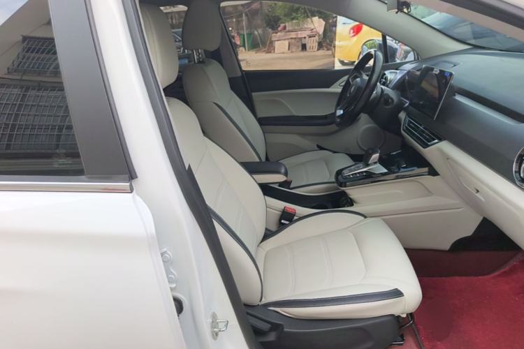 Used BYD Yuan Pro 2021 401 km Luxury Version Right Front Seat