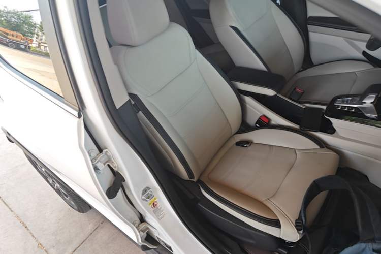 Used BYD Yuan Pro 2021 401 km Deluxe Version Right Front Seat