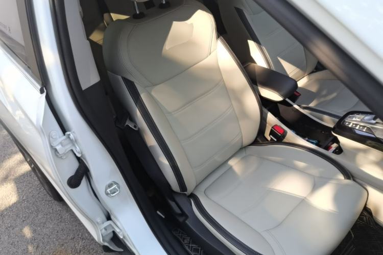 Used BYD Yuan Pro 2021 401 km Luxury Version Right Front Seat
