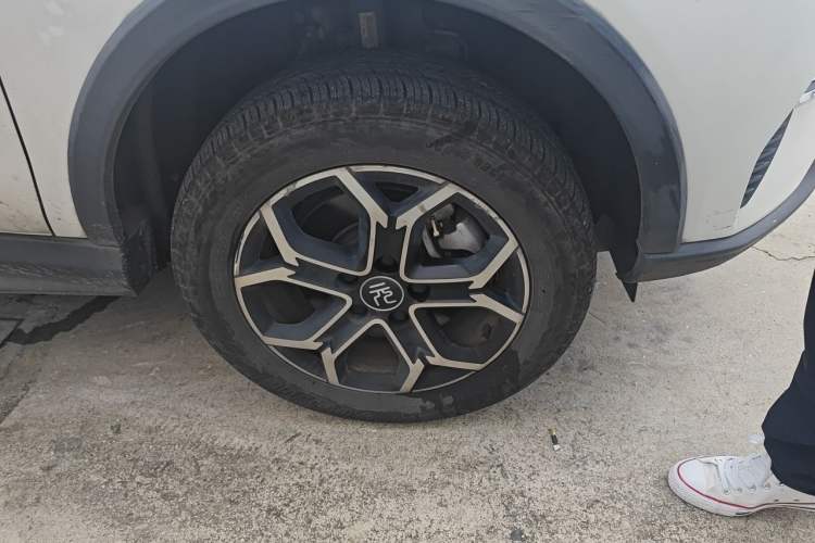 Used BYD Yuan Pro 2021 401 km Luxury Version Right Front Wheel Hub