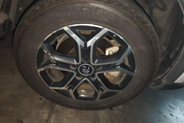 Used BYD Yuan Pro 2021 401 km Luxury Version Right Front Wheel Hub