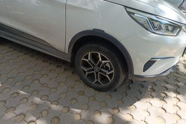 Used BYD Yuan Pro 2021 401 km Luxury Version Right Front Wheel Hub