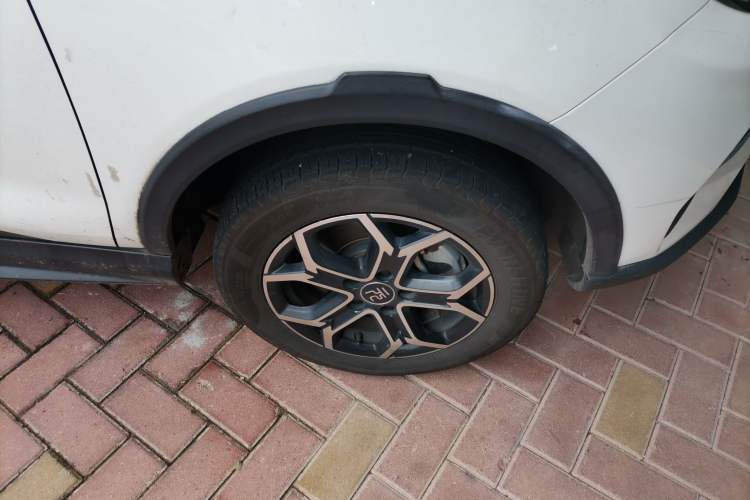Used BYD Yuan Pro 2021 401 km Luxury Version Right Front Wheel Hub
