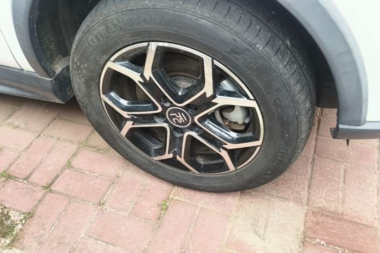 Used BYD Yuan Pro 2021 401 km Luxury Version Right Front Wheel Hub