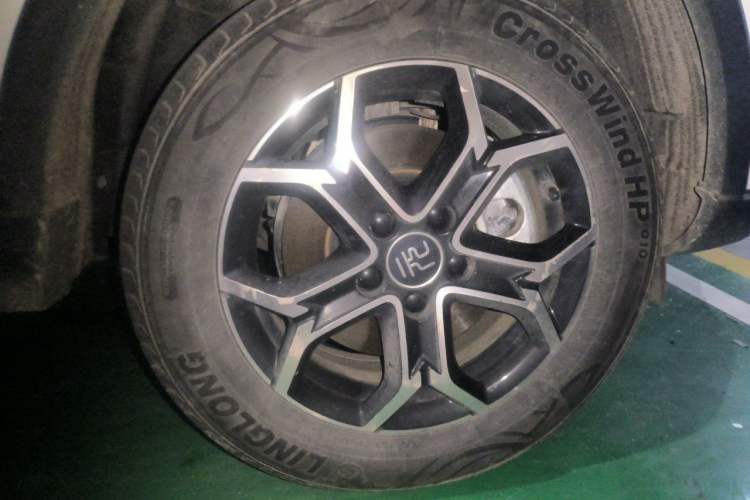 Used BYD Yuan Pro 2021 401 km Deluxe Version Right Front Wheel Hub