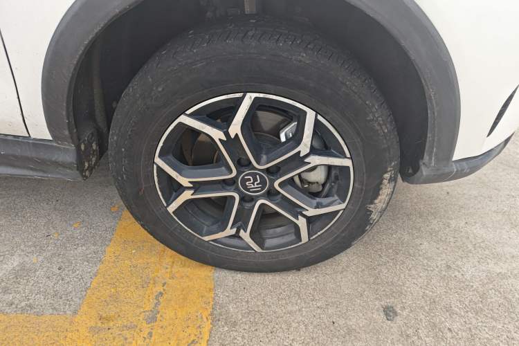 Used BYD Yuan Pro 2021 401 km Luxury Version Right Front Wheel Hub