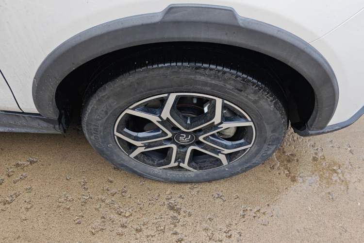 Used BYD Yuan Pro 2021 401 km Luxury Version Right Front Wheel Hub