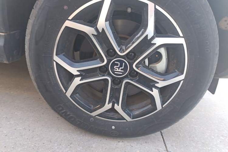 Used BYD Yuan Pro 2021 401 km Luxury Version Right Front Wheel Hub