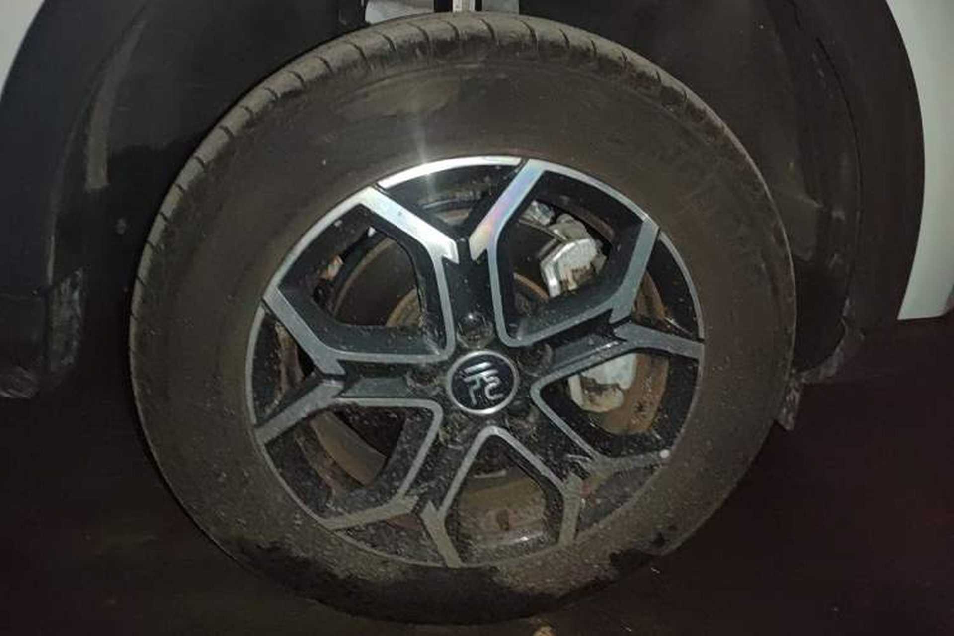 Used BYD Yuan Pro 2021 401 km Luxury Version Right Front Wheel Hub