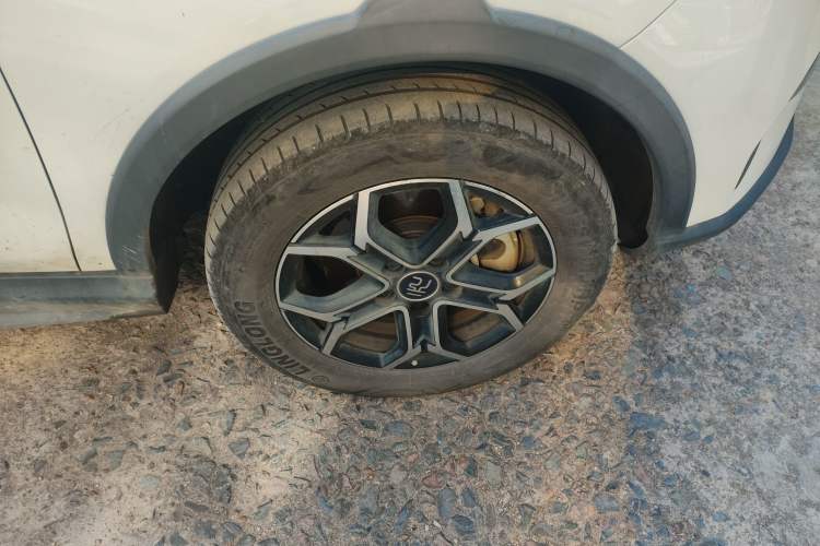 Used BYD Yuan Pro 2021 401 km Luxury Version Right Front Wheel Hub