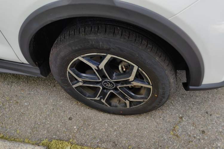 Used BYD Yuan Pro 2021 401 km Luxury Version Right Front Wheel Hub