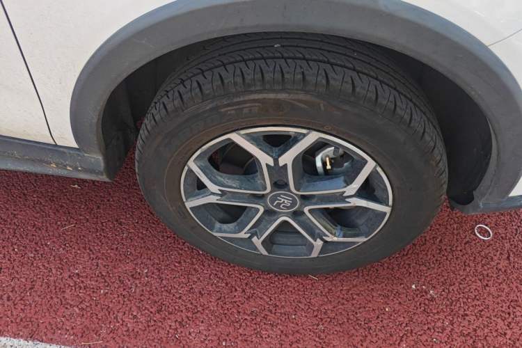 Used BYD Yuan Pro 2021 401 km Luxury Version Right Front Wheel Hub