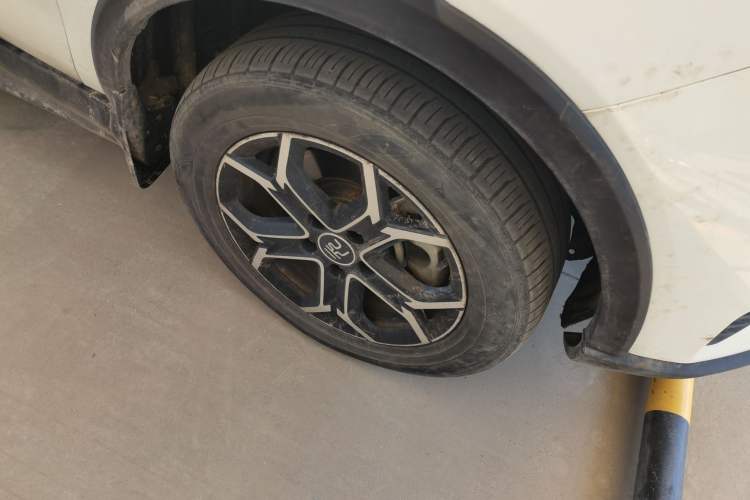 Used BYD Yuan Pro 2021 401 km Deluxe Version Right Front Wheel Hub