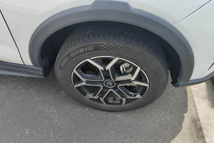 Used BYD Yuan Pro 2021 401 km Luxury Version Right Front Wheel Hub