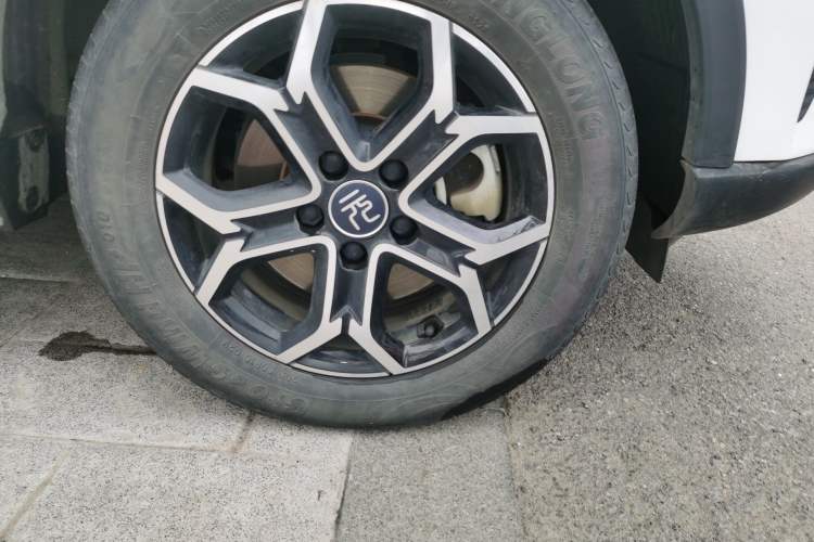 Used BYD Yuan Pro 2021 401 km Luxury Version Right Front Wheel Hub
