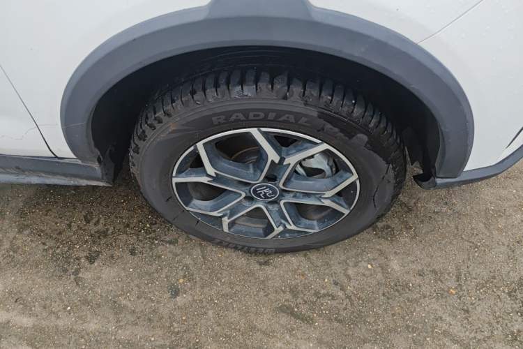 Used BYD Yuan Pro 2021 401 km Deluxe Version Right Front Wheel Hub