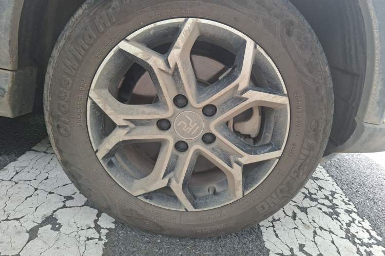 Used BYD Yuan Pro 2021 401 km Deluxe Version Right Front Wheel Hub