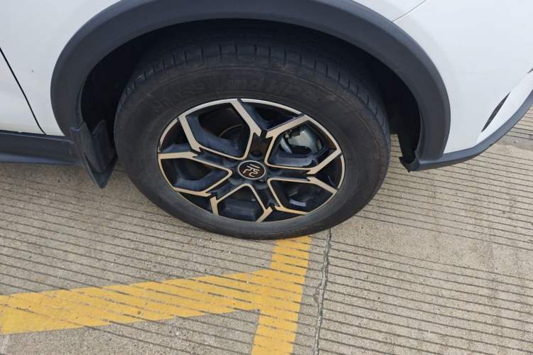 Used BYD Yuan Pro 2021 401 km Luxury Version Right Front Wheel Hub