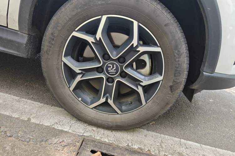 Used BYD Yuan Pro 2021 401 km Luxury Version Right Front Wheel Hub