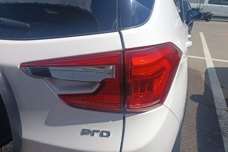 Used BYD Yuan Pro 2021 Lifetime Edition Right Rear Taillight