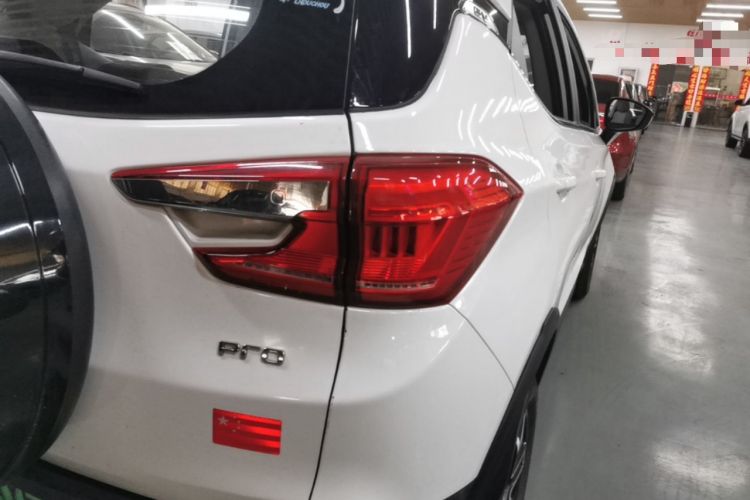 Used BYD Yuan Pro 2021 401 km Deluxe Version Right Rear Taillight