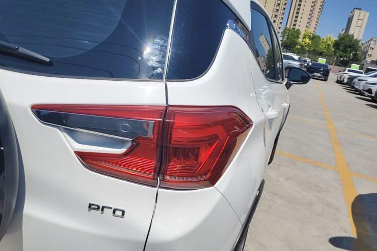 Used BYD Yuan Pro 2021 401 km Deluxe Version Right Rear Taillight