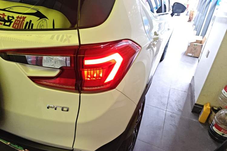Used BYD Yuan Pro 2021 Lifetime Edition Right Rear Taillight