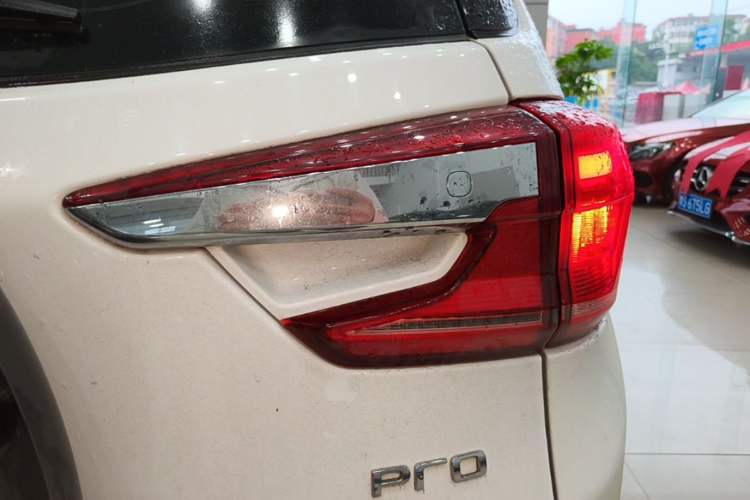 Used BYD Yuan Pro 2021 401 km Deluxe Version Right Rear Taillight