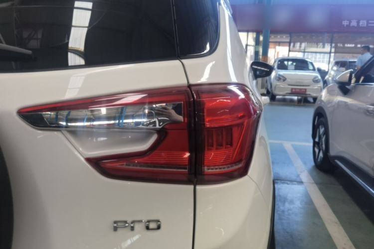 Used BYD Yuan Pro 2021 401 km Luxury Version Right Rear Taillight