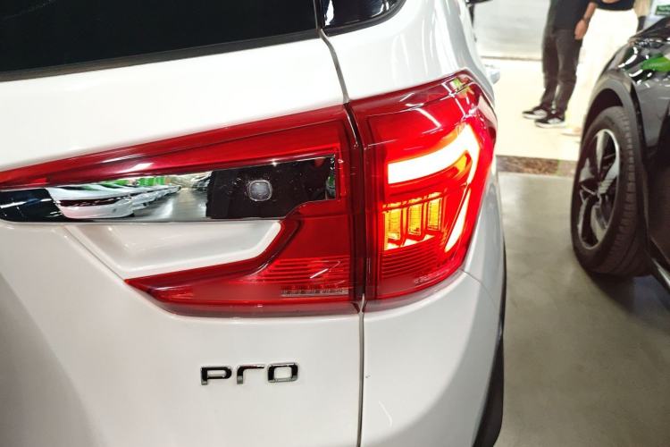 Used BYD Yuan Pro 2021 "Love for a Lifetime" Edition Right Rear Taillight