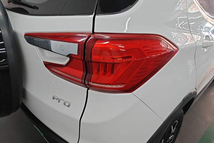 Used BYD Yuan Pro 2021 401 km Luxury Version Right Rear Taillight