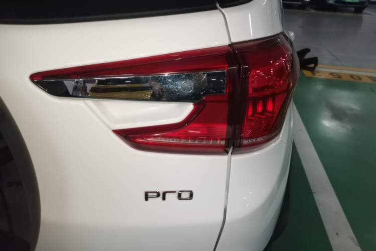 Used BYD Yuan Pro 2021 "Love for a Lifetime" Edition Right Rear Taillight