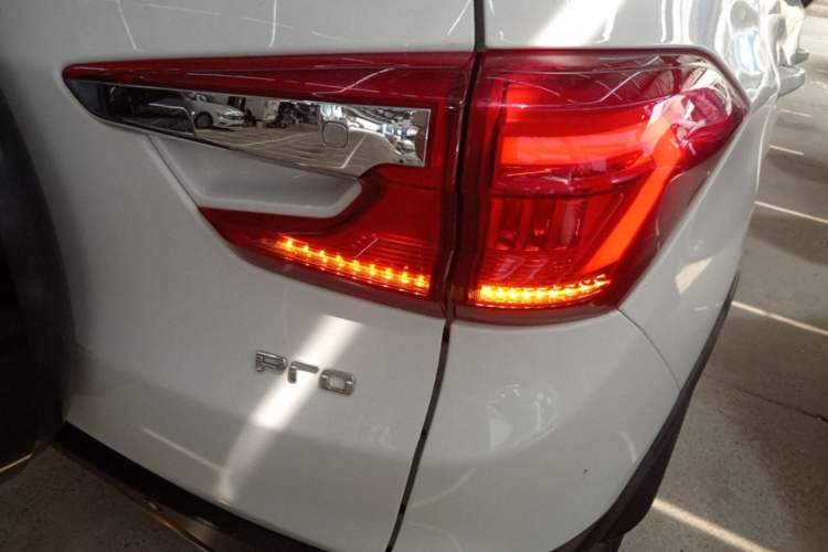 Used BYD Yuan Pro 2021 Lifetime Edition Right Rear Taillight