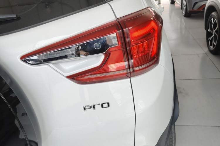 Used BYD Yuan Pro 2021 401 km Luxury Version Right Rear Taillight