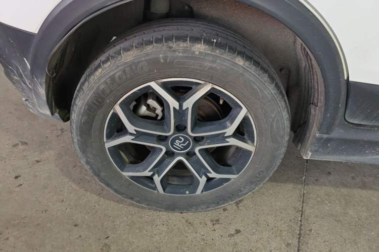 Used BYD Yuan Pro 2021 401 km Luxury Version Right Rear Wheel Hub
