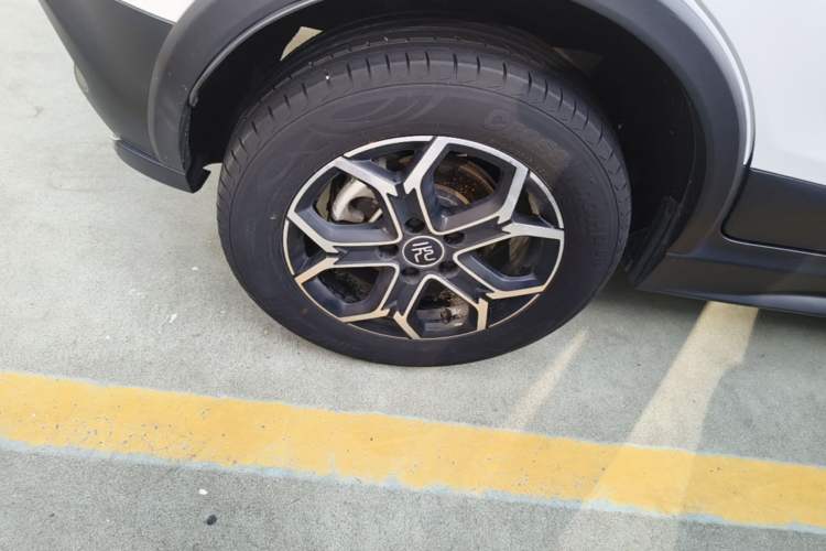 Used BYD Yuan Pro 2021 401 km Luxury Version Right Rear Wheel Hub