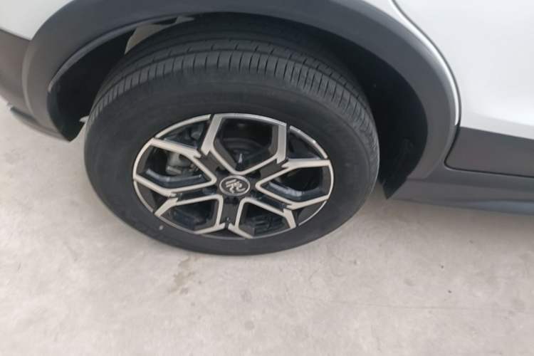 Used BYD Yuan Pro 2021 401 km Luxury Version Right Rear Wheel Hub