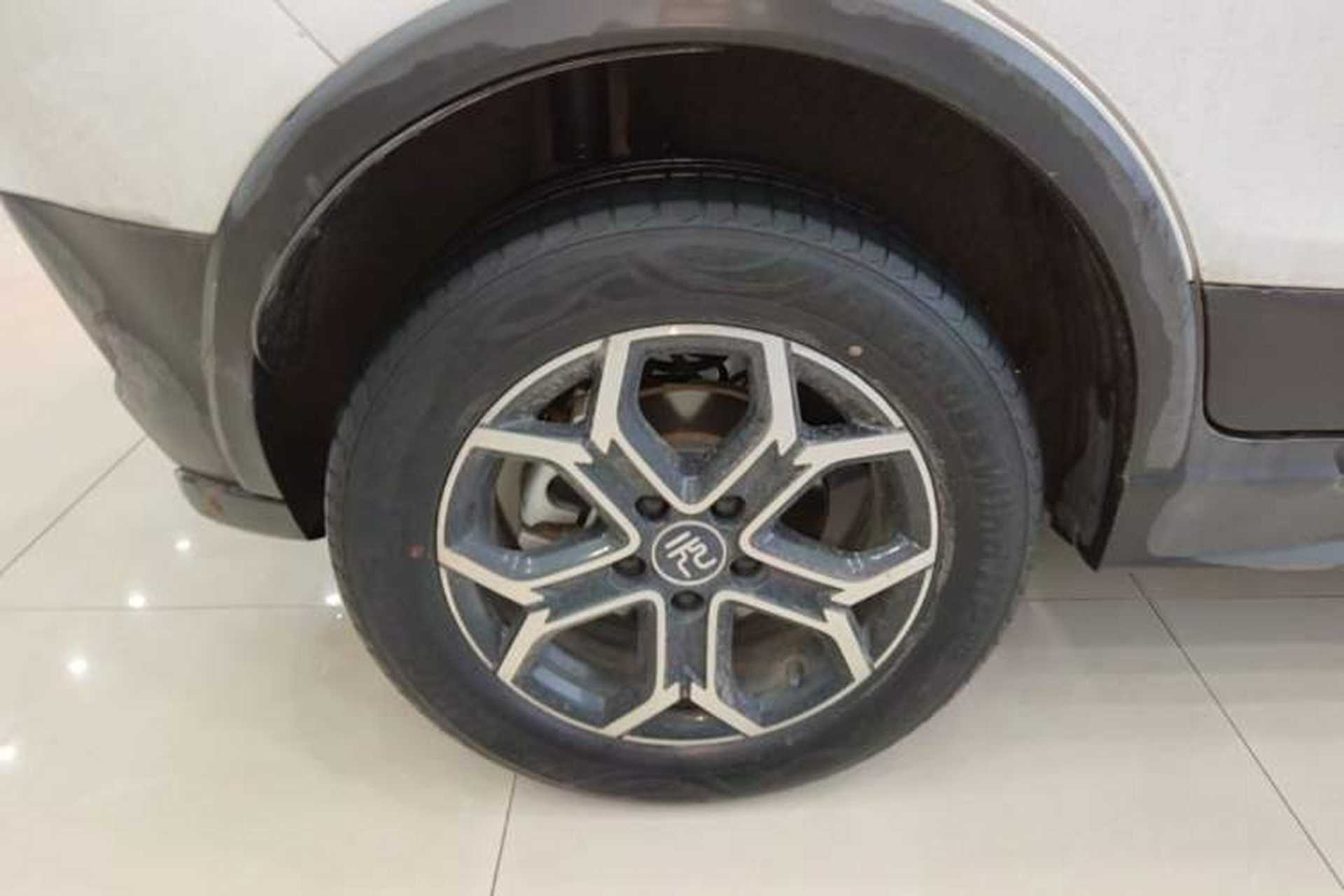 Used BYD Yuan Pro 2021 401 km Deluxe Version Right Rear Wheel Hub