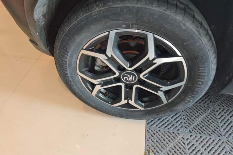 Used BYD Yuan Pro 2021 401 km Deluxe Version Right Rear Wheel Hub