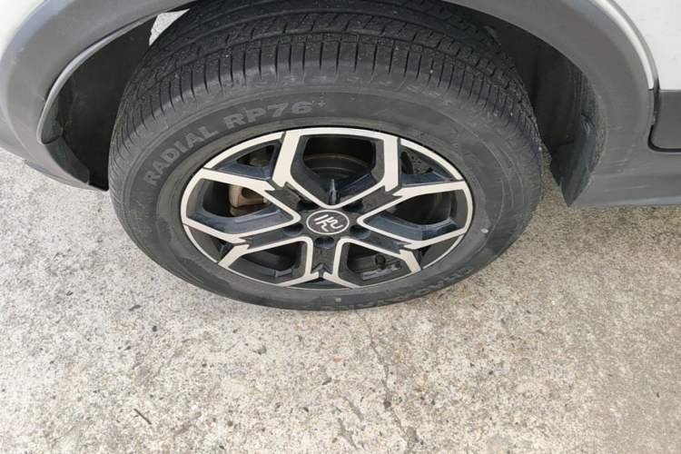 Used BYD Yuan Pro 2021 401 km Deluxe Version Right Rear Wheel Hub