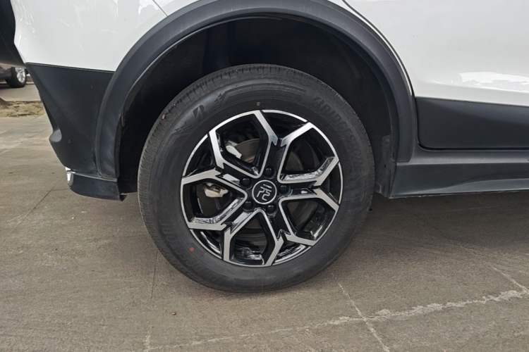Used BYD Yuan Pro 2021 401 km Deluxe Version Right Rear Wheel Hub