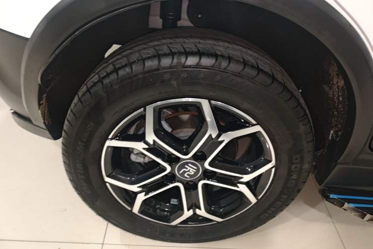 Used BYD Yuan Pro 2021 401 km Luxury Version Right Rear Wheel Hub