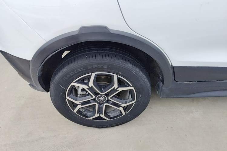 Used BYD Yuan Pro 2021 401 km Deluxe Version Right Rear Wheel Hub