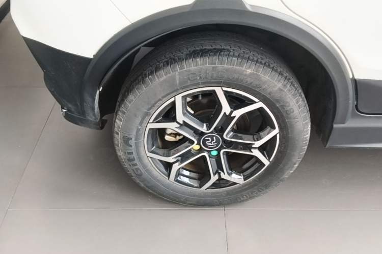 Used BYD Yuan Pro 2021 401 km Luxury Version Right Rear Wheel Hub