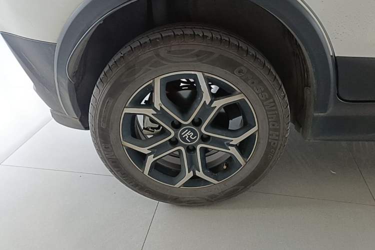 Used BYD Yuan Pro 2021 401 km Luxury Version Right Rear Wheel Hub